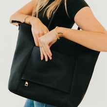 Load image into Gallery viewer, Courtney Checkered Tote