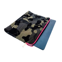 Load image into Gallery viewer, Palmer Puffer Laptop Sleeve