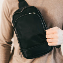 Load image into Gallery viewer, L'uomo Unisex Crossbody Bag