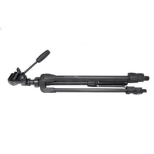 Load image into Gallery viewer, Promaster 7050 Tripod