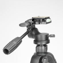 Load image into Gallery viewer, ProMaster 7450 Tripod