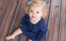 Load image into Gallery viewer, Savage Handscraped Oak Floor Drop