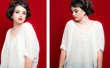 Load image into Gallery viewer, Savage Cardinal Red Wrinkle-Resistant Backdrop