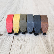 Load image into Gallery viewer, Odyssey Strap Medium - Blaze Red