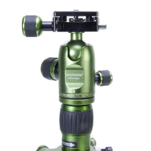 Load image into Gallery viewer, Promaster XC525 Professional Tripod