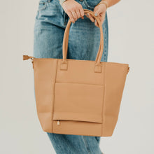 Load image into Gallery viewer, Courtney Checkered Tote
