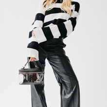 Load image into Gallery viewer, Carissa Clear Crossbody
