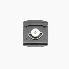 Load image into Gallery viewer, Promaster Quick Release Plate for XC Series Tripods
